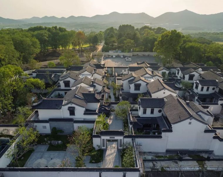 彩石金屬瓦