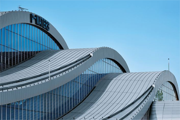 金屬瓦建筑