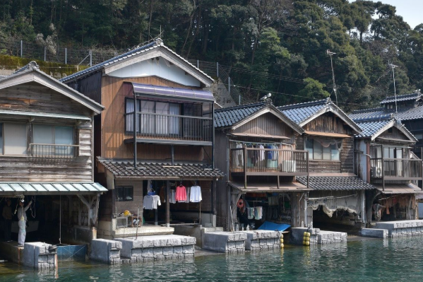 金屬瓦